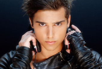 The Saade Vol.2 Previews: ‘Feel Alive’