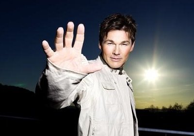 Read more about the article Morten Harket: ‘Lightning’