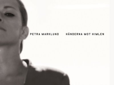 Read more about the article Petra Marklund: ‘Händerna Mot Himlen’ (the video!)