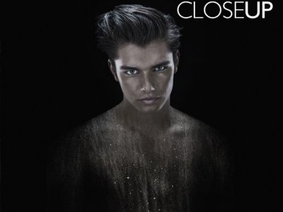 Read more about the article Anton Ewald: ‘Close Up’ (preview)