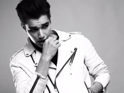 Read more about the article SONG: Anton Ewald – ‘Tycker Att Du Saknas’