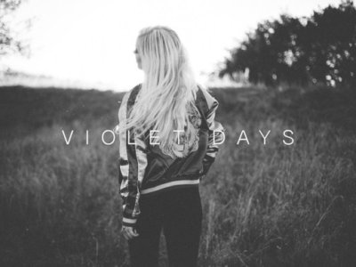 Read more about the article SONG: Violet Days – ‘Screaming Colours’