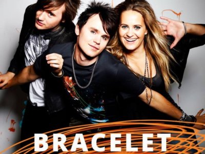 Read more about the article VIDEO: Bracelet – ‘Breakaway’