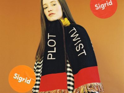 Read more about the article VIDEO: Sigrid – ‘Plot Twist’