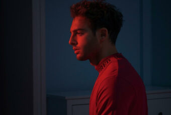 VIDEO: Darin – ‘Holding Me More’