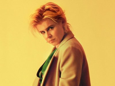 Read more about the article SONG: Smile feat. Robyn – ‘Call My Name’
