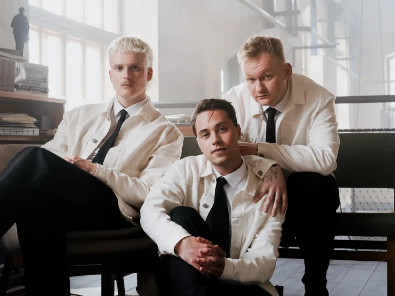 Read more about the article SONG: KUUMAA – ‘Valoa Varten’