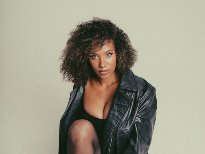 Read more about the article SONG: Jacqline – ‘Glove’